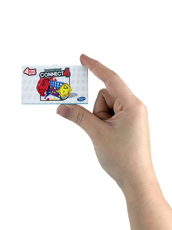 World's Smallest Connect 4 Playset