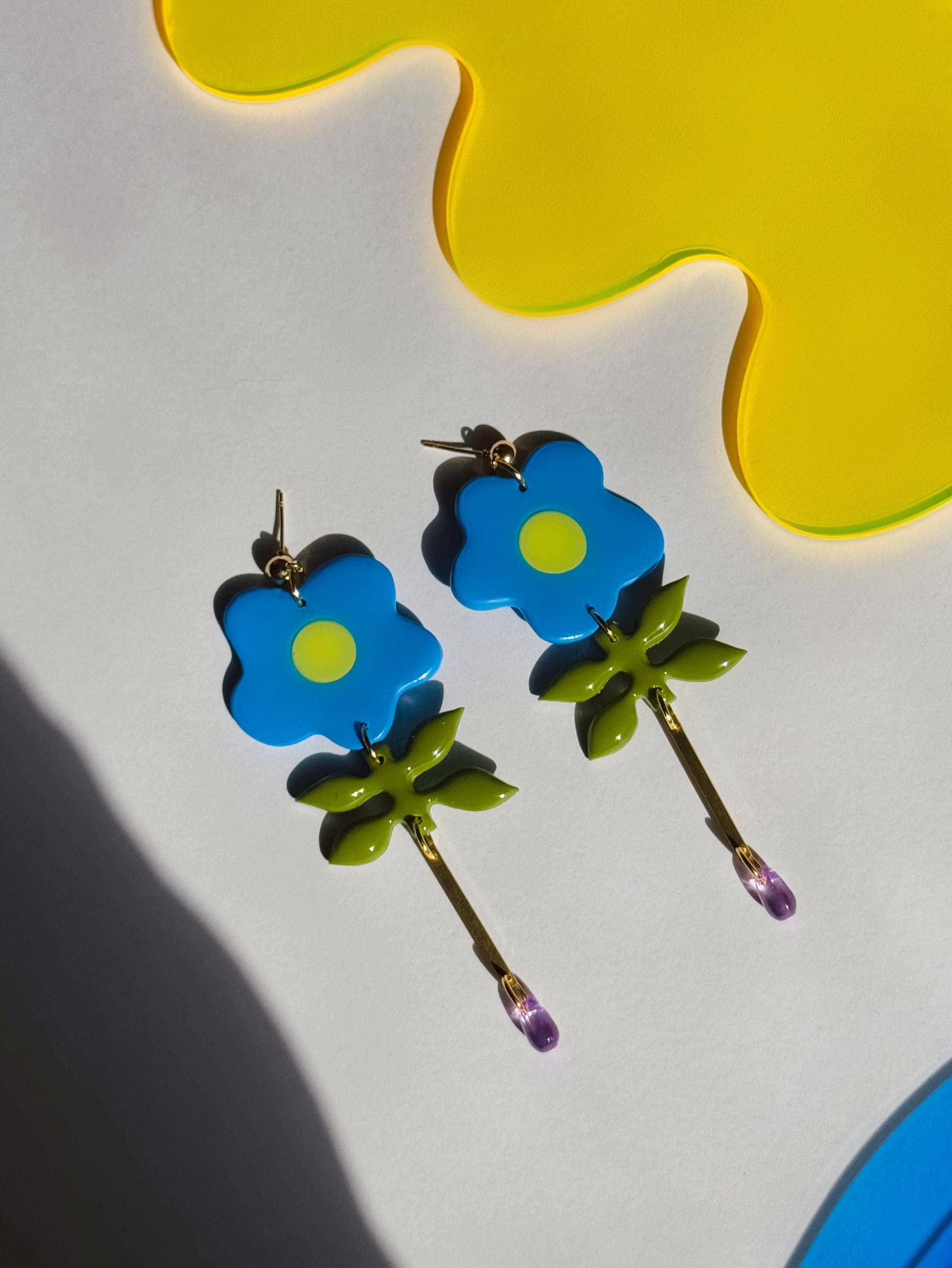 Flower Droplets Earrings: Blue