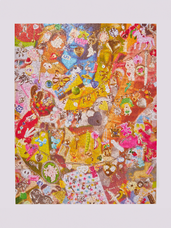 Charmworld: 1000 Piece Puzzle