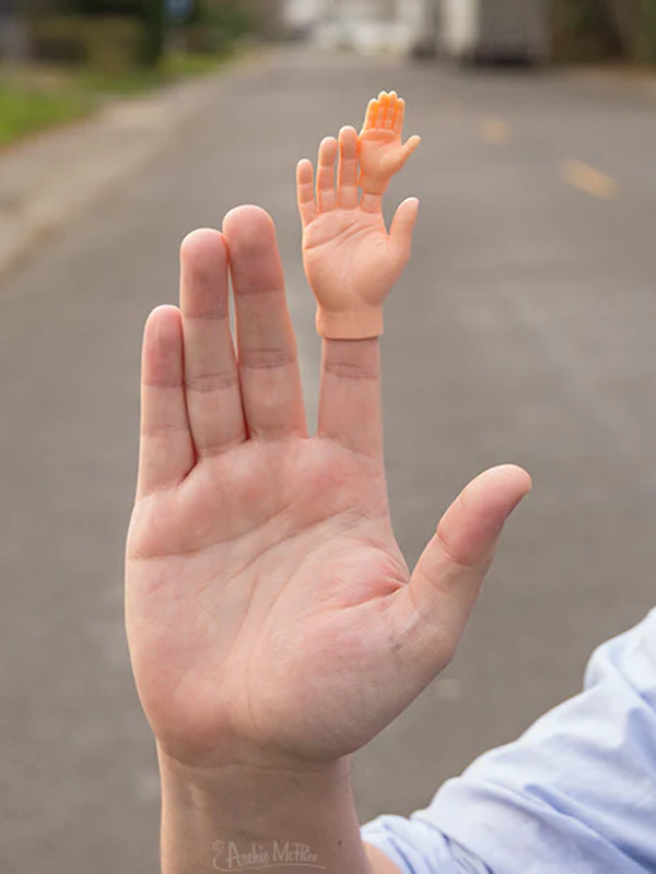 Finger Puppet: Mini Finger Hand (Single, Assorted)