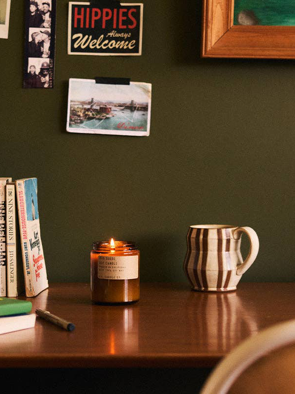 Iris Suede Soy Candle: 7.2 oz