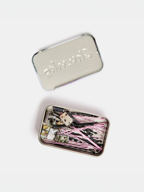 Kitty Bobby Pins