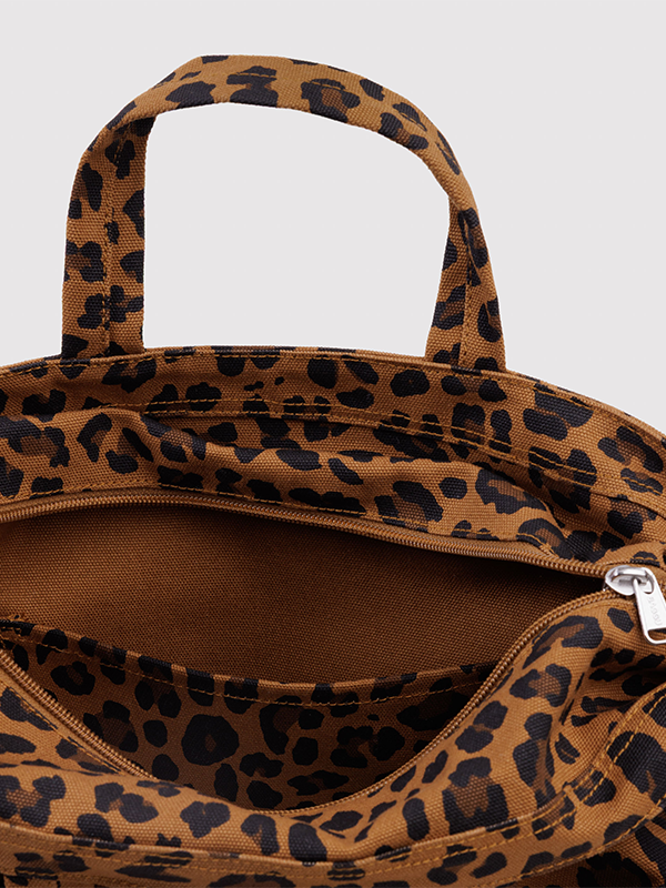 Horizontal Zip Duck Bag: Leopard