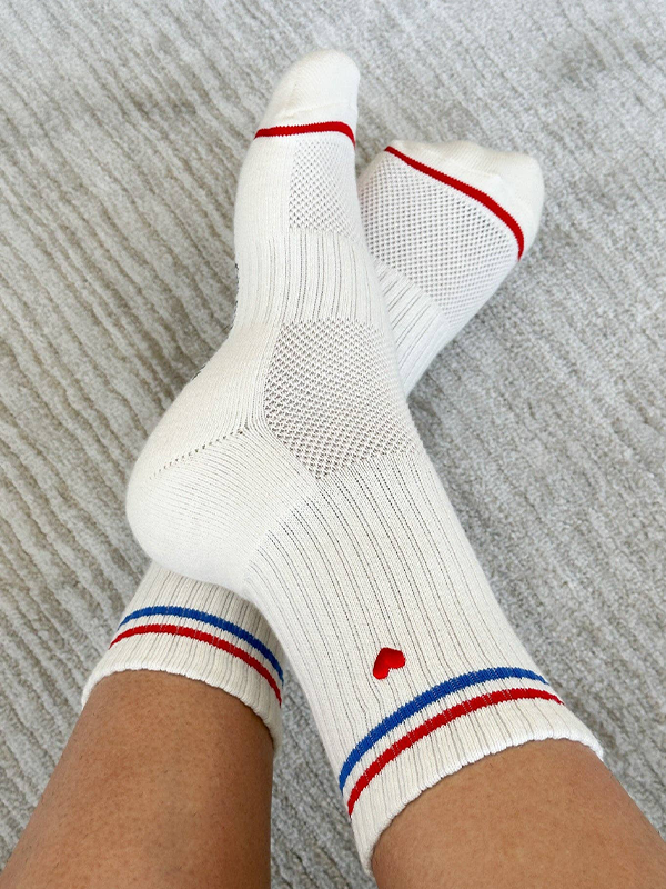 Embroidered Boyfriend Socks: Milk with Heart