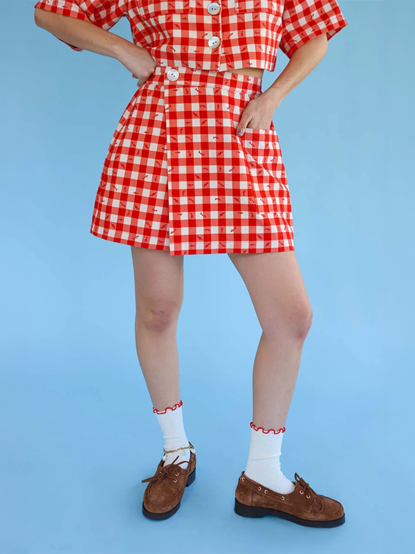 Noble Utility Button Skort: Gingham Fishies