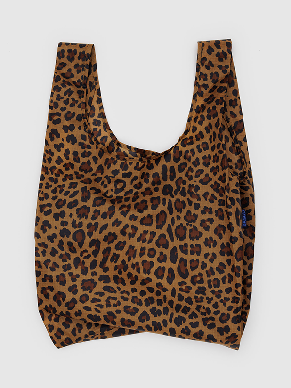 Leopard print Standard Baggu, a durable and stylish reusable tote bag with a bold, eye-catching design, perfect for everyday use.