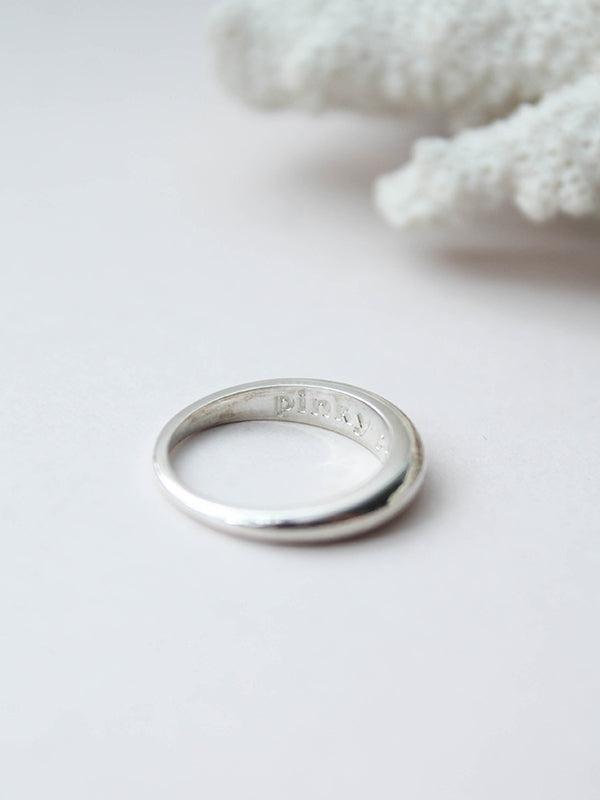 Pinky promise ring featuring a delicate design, symbolizing a bond of trust and commitment, perfect for a sweet and meaningful gesture.