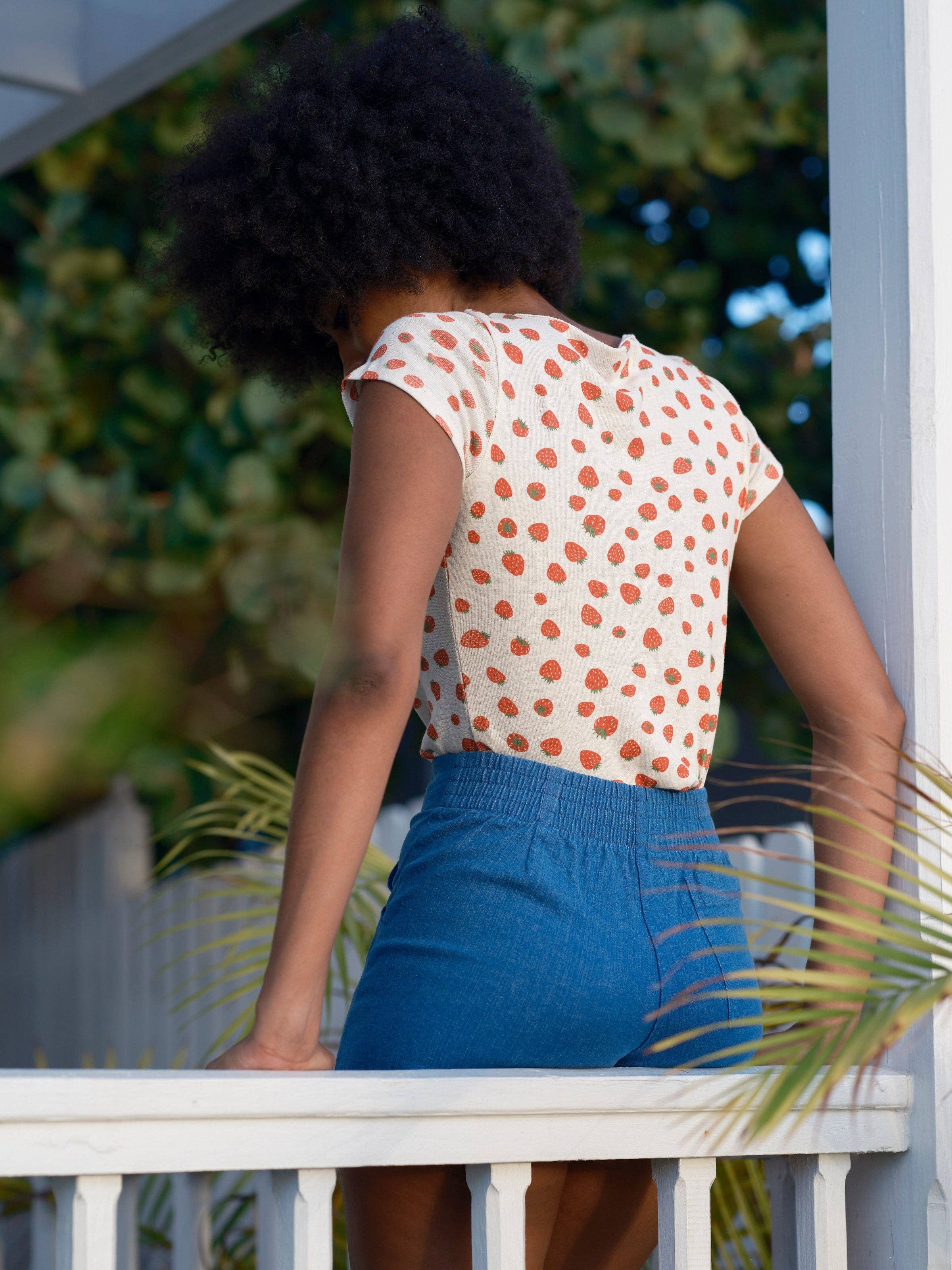 Scoop Ribsy Tee: Strawberry