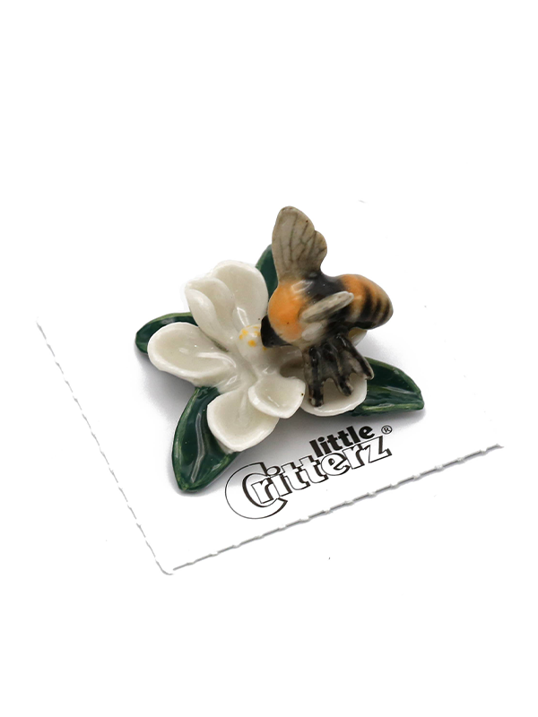 Porcelain Miniature: Magnolia Bumblebee