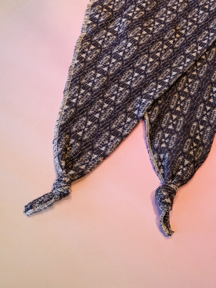 Scout Scarf: Blue Jaquard