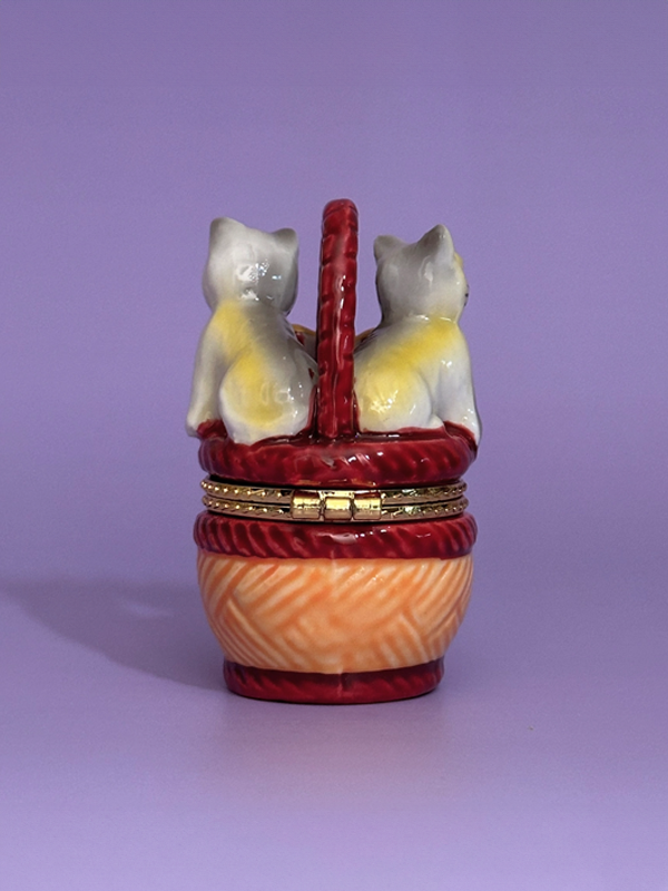 Trinket Box: Cats in Basket