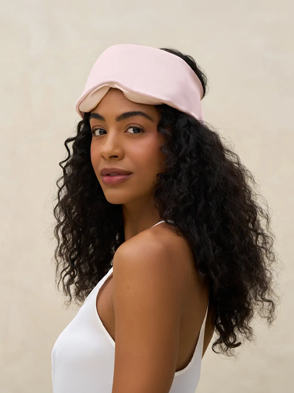 Contour Pillow Eye Mask: Blush
