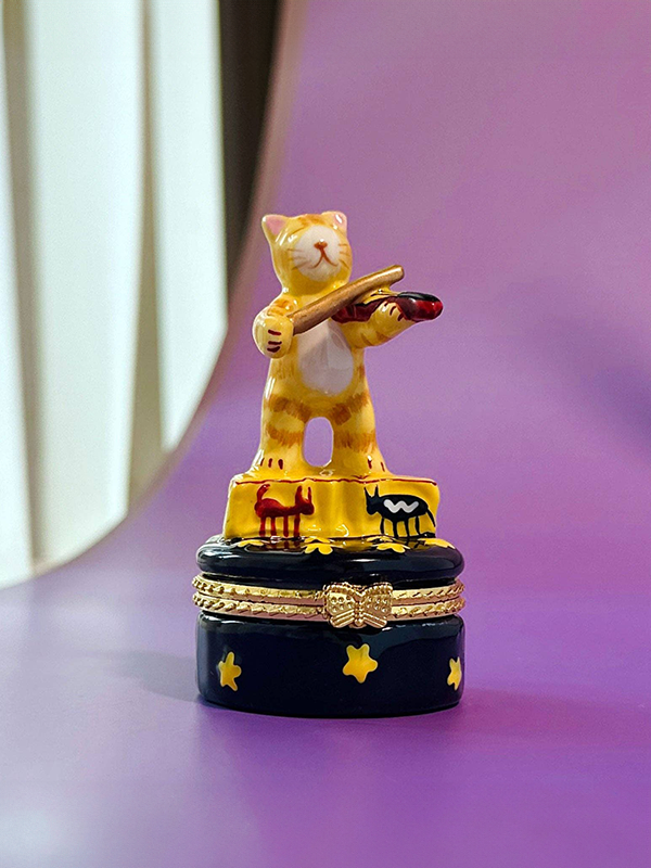 Trinket Box: Cat Playing Fiddle