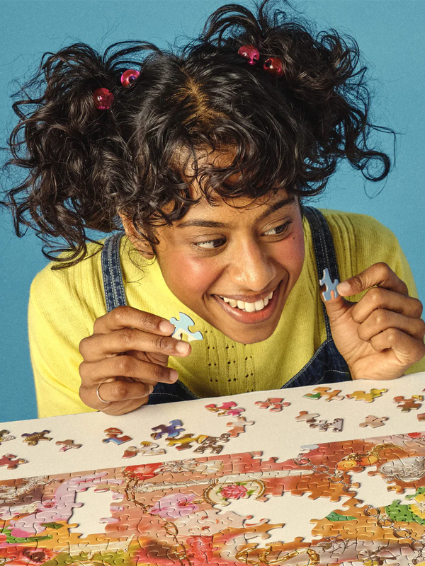 Charmworld: 1000 Piece Puzzle