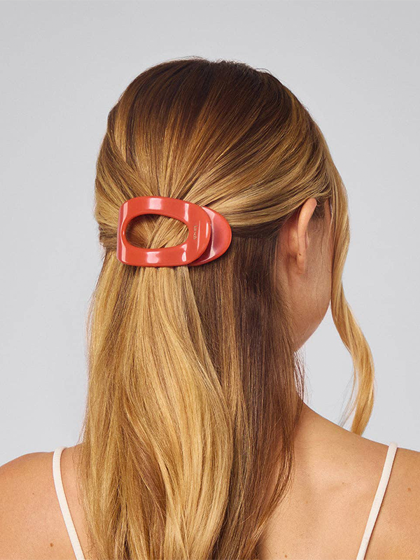 Flat Cloud Clip: Cherry