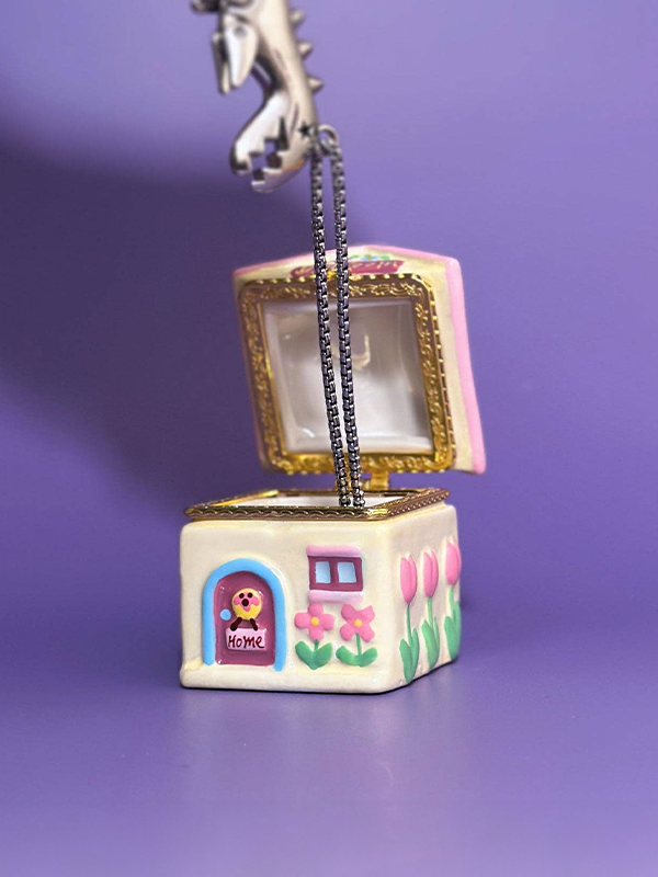 Trinket Box: Dog House