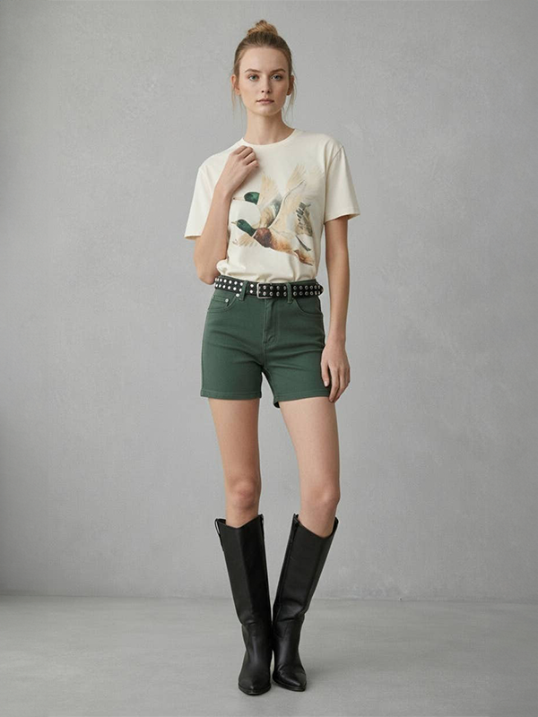 Vintage Duck Flight Graphic Tee: Off-White