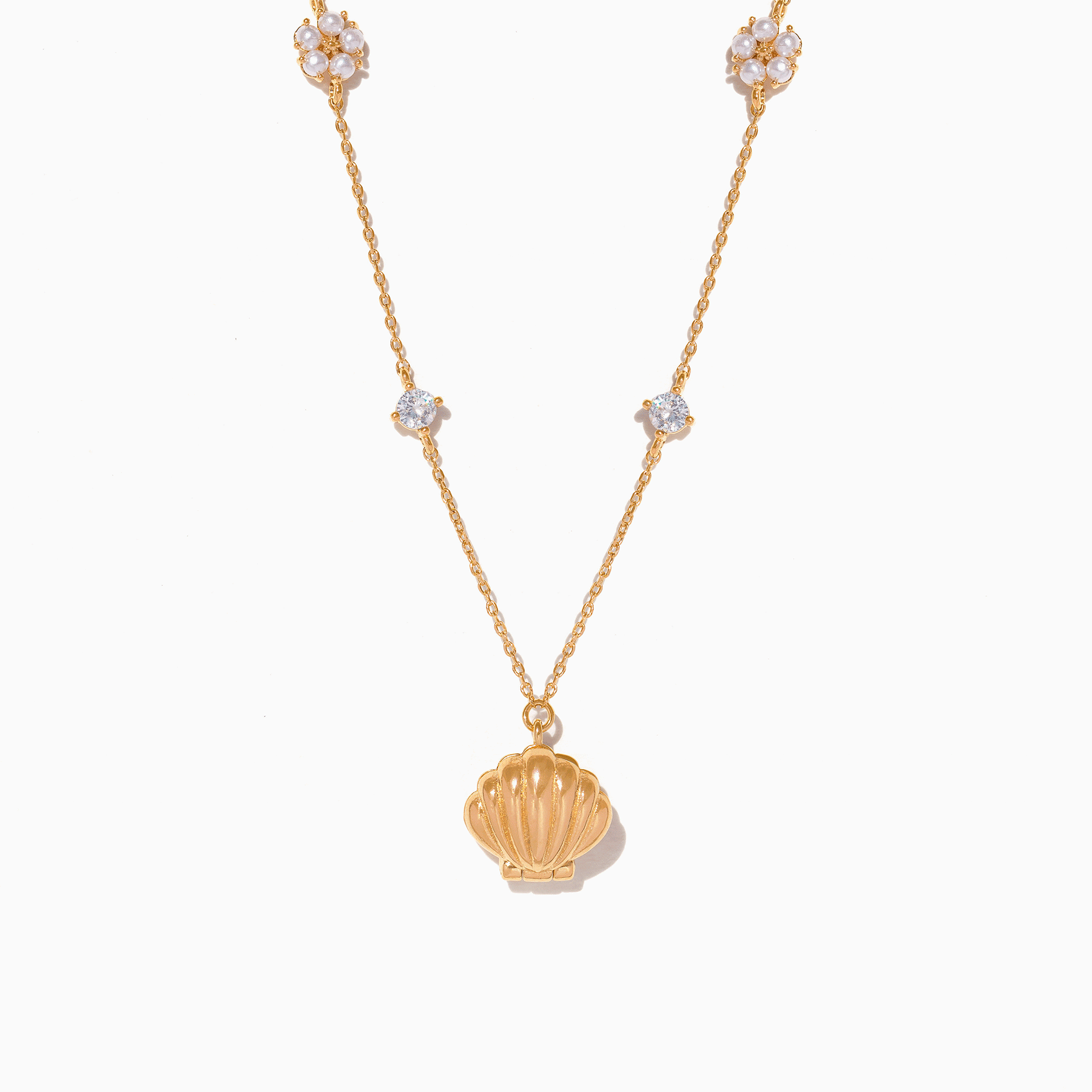 Hidden Pearl Shell Necklace: Gold