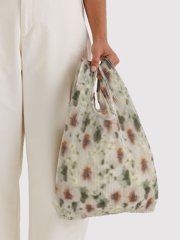 Pleated Baggu: Abstract Floral