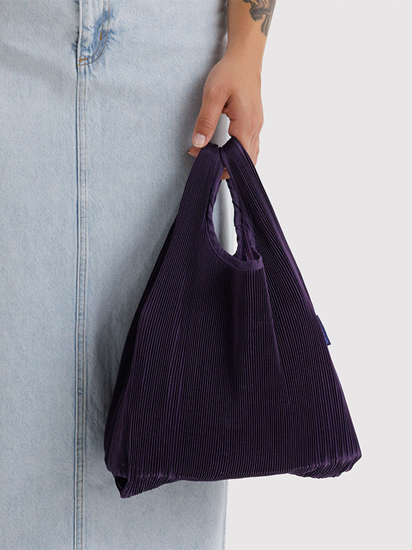 Pleated Baggu: Fig