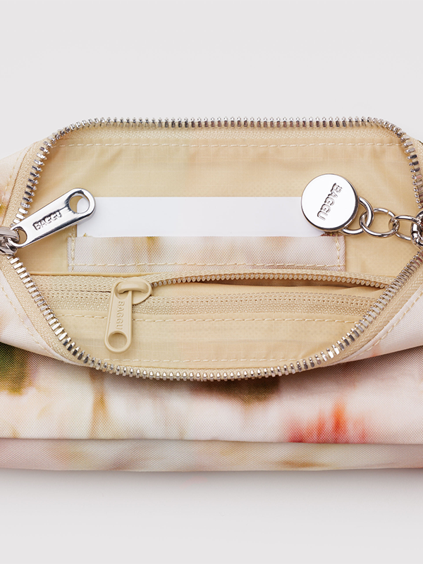 Nylon Pochette: Abstract Floral