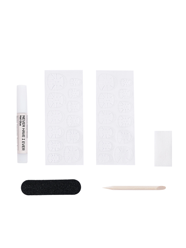 Premium Press-On Nail Kit: Go! Picnic