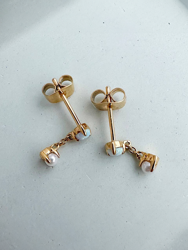 Cosmic Chain Studs: Gold