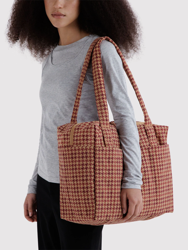 Small Cloud Carry-On: Tan Houndstooth
