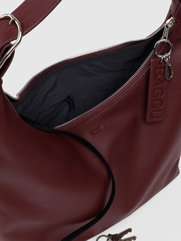 Medium Recycled Leather Shoulder Bag: Mahogany
