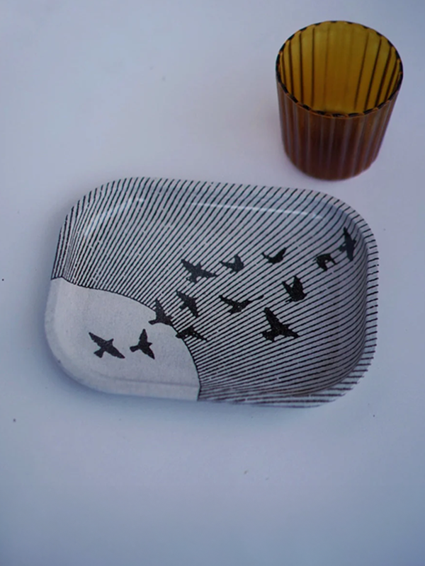 Tin Tray: Mid Air