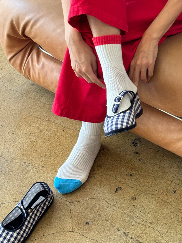 Color Block Girlfriend Socks: Blue Red