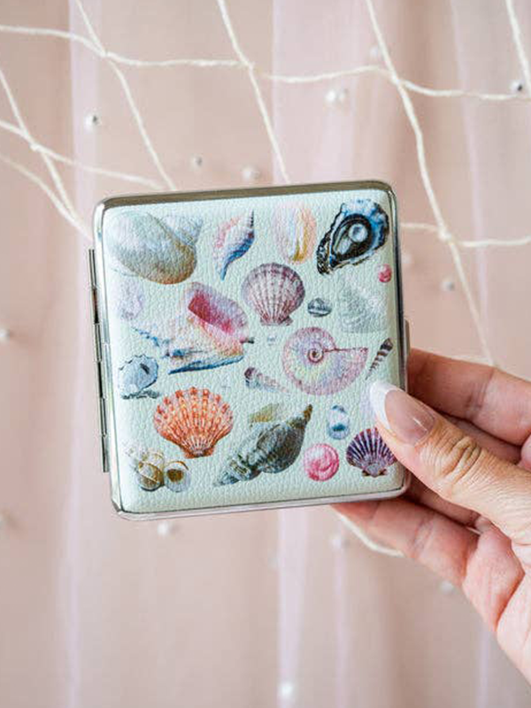 Shell Cig Case