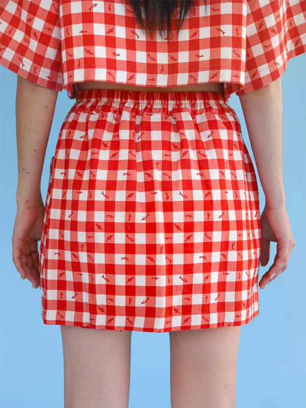 Noble Utility Button Skort: Gingham Fishies