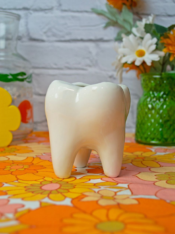 Tooth Ashtray