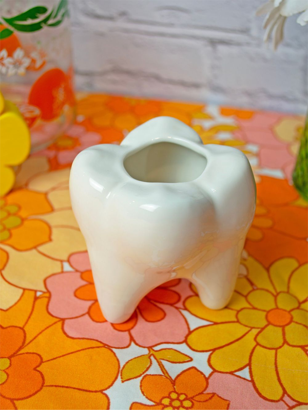 Tooth Ashtray