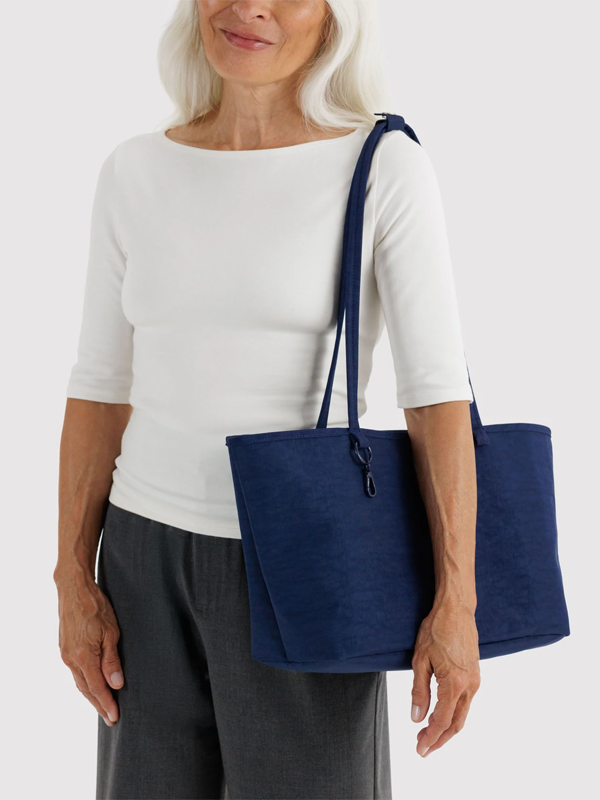 Medium Nylon Reversible Tote: Navy Mix