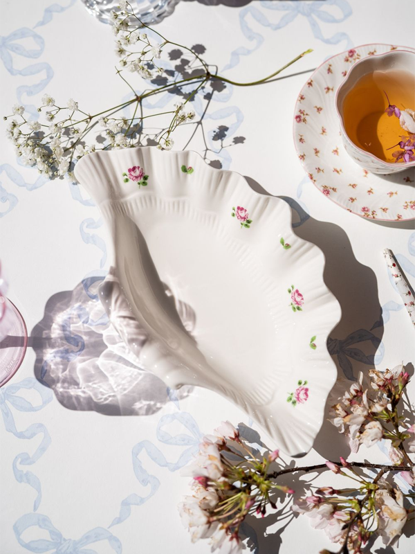 Floral Shell Ashtray