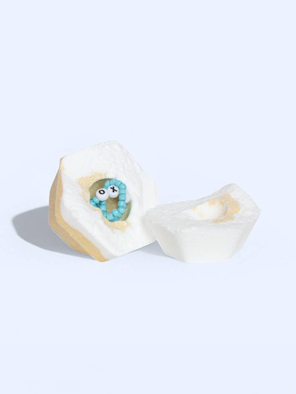 Bracelet Bath Bomb: XOXO (Coconut)